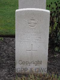 Berlin 1939-1945 War Cemetery - Elliott, Thomas Tiffin