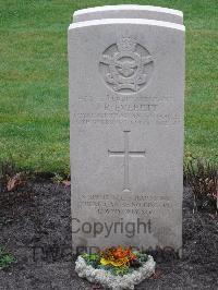 Berlin 1939-1945 War Cemetery - Everett, John Raymond