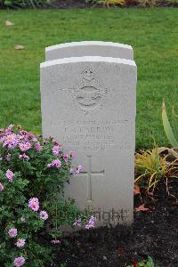 Berlin 1939-1945 War Cemetery - Farrow, James Robert