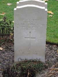 Berlin 1939-1945 War Cemetery - Farrugia, D