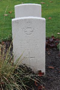 Berlin 1939-1945 War Cemetery - Ferguson, Robert