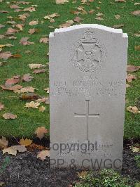 Berlin 1939-1945 War Cemetery - Fetherstonhaugh, T P