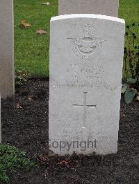 Berlin 1939-1945 War Cemetery - Fairley, Ronald Victor