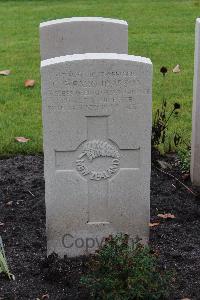 Berlin 1939-1945 War Cemetery - Farquharson, Charles Frederick