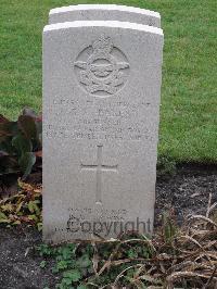 Berlin 1939-1945 War Cemetery - Feakes, George Stanley