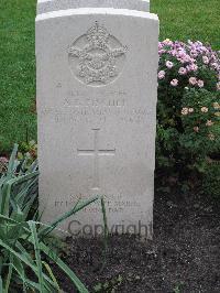 Berlin 1939-1945 War Cemetery - Fischer, Arthur Benjamin