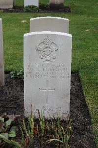 Berlin 1939-1945 War Cemetery - Fleischfresser, Colin Albert