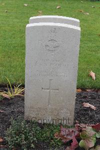 Berlin 1939-1945 War Cemetery - Foottit, Keith Alan Murray