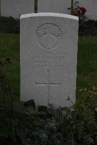 Duhallow A.D.S. Cemetery - Hooper, John Henry James