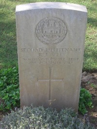 Gaza War Cemetery - Bell, R J