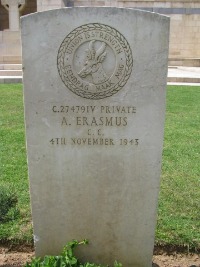 Gaza War Cemetery - Erasmus, A P