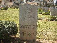 Gaza War Cemetery - Hughes, J