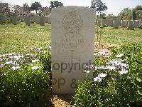 Gaza War Cemetery - Knowles, R