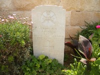 Gaza War Cemetery - Lorienz, John