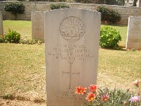 Gaza War Cemetery - Matthews, William Reginald