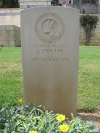 Gaza War Cemetery - Spogter, J