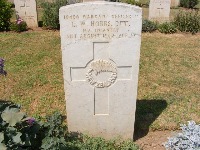 Gaza War Cemetery - Hobbs, Ernest William