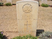 Gaza War Cemetery - Jones, Michael Anthony