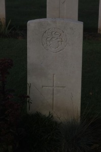 Aubigny Communal Cemetery Extension - Allen, G E