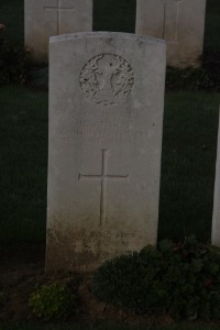 Aubigny Communal Cemetery Extension - Angus, H