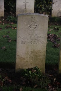 Aubigny Communal Cemetery Extension - Archibald, Max Stanfield Eaton