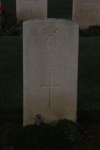 Aubigny Communal Cemetery Extension - Atkinson, Leonard