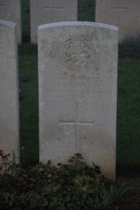 Aubigny Communal Cemetery Extension - Bamford, Jethrew