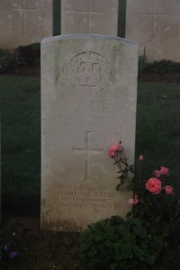 Aubigny Communal Cemetery Extension - Bates, Reginald Ernest