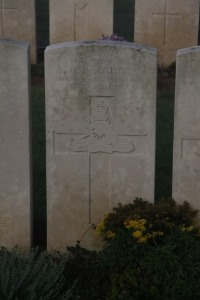 Aubigny Communal Cemetery Extension - Belcher, G