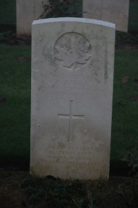 Aubigny Communal Cemetery Extension - Bell, P J