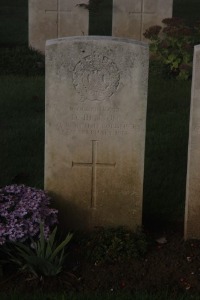 Aubigny Communal Cemetery Extension - Benson, D