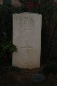 Aubigny Communal Cemetery Extension - Bishopp, Thomas Charles