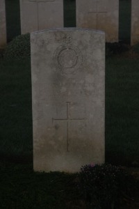 Aubigny Communal Cemetery Extension - Blanking, Henry