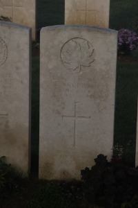 Aubigny Communal Cemetery Extension - Boudreau, E