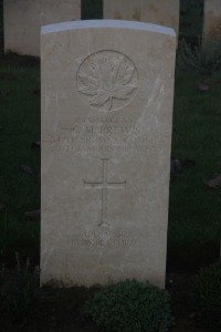 Aubigny Communal Cemetery Extension - Brewis, C M