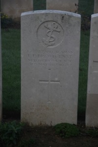 Aubigny Communal Cemetery Extension - Brewis, Thomas Foster