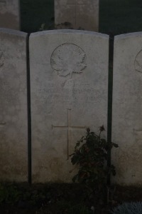 Aubigny Communal Cemetery Extension - Broadbent, Spencer