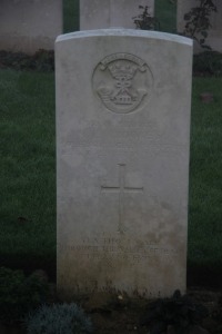 Aubigny Communal Cemetery Extension - Brookes, Richard Lawrence