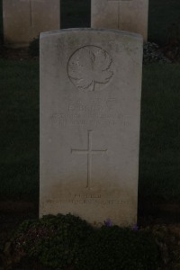 Aubigny Communal Cemetery Extension - Brown, F