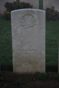 Aubigny Communal Cemetery Extension - Caines, R A