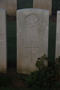 Aubigny Communal Cemetery Extension - Chaikovski, Serne