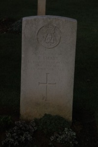 Aubigny Communal Cemetery Extension - Chatt, Fred