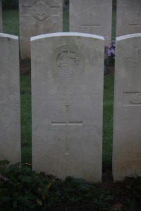 Aubigny Communal Cemetery Extension - Clark, Thomas Reginald