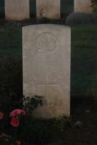 Aubigny Communal Cemetery Extension - Clement, Edward John