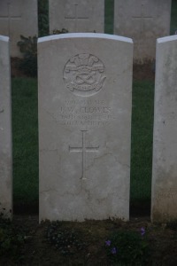 Aubigny Communal Cemetery Extension - Clowes, J W