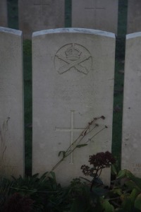 Aubigny Communal Cemetery Extension - Corless, J