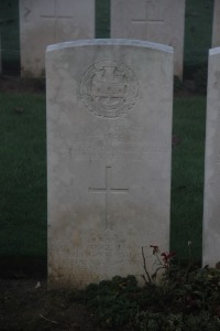 Aubigny Communal Cemetery Extension - Deeks, Ernest Thomas