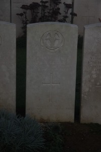 Aubigny Communal Cemetery Extension - Dewar, William Burns