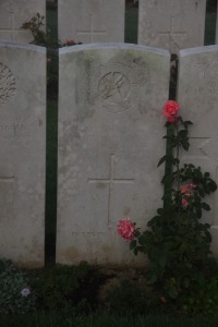 Aubigny Communal Cemetery Extension - Diack, A E