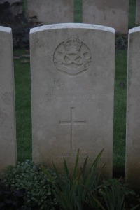 Aubigny Communal Cemetery Extension - Dodge, T H